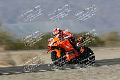 media/Dec-01-2025-Moto Forza (Mon) [[2daa91e15f]]/1-Advanced Group/Session 3 Turn 3 Exit Bump Pans/